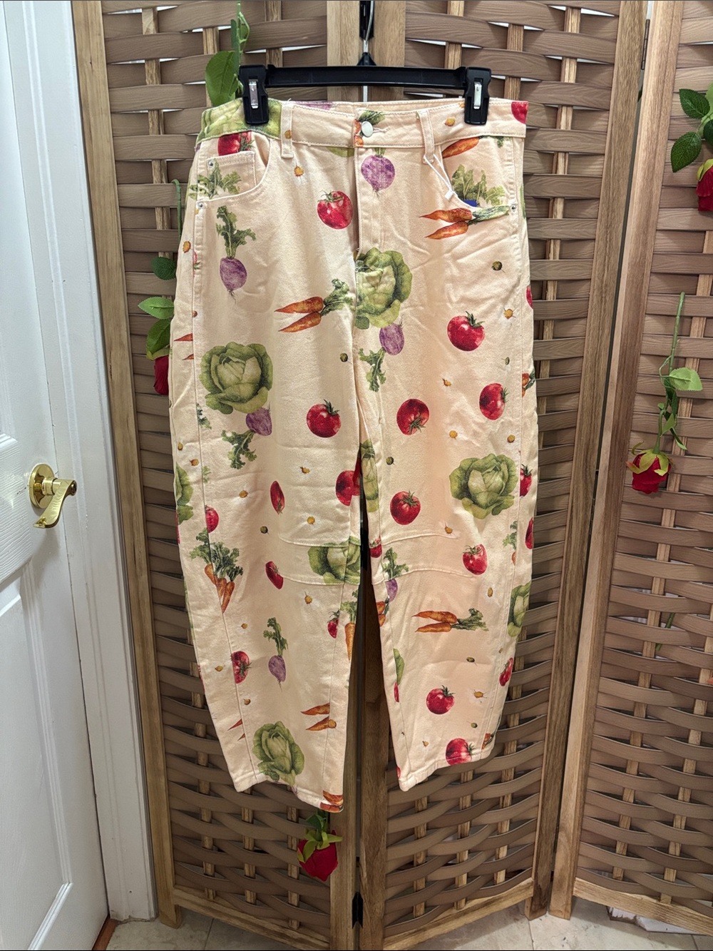 Generic barrel veggie jeans